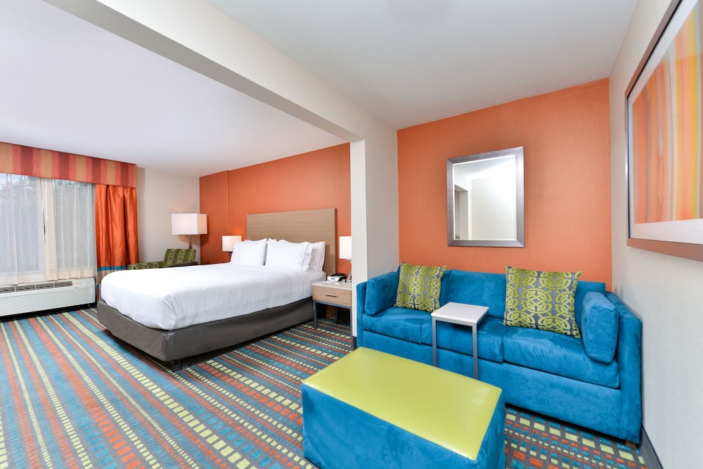 holiday inn express bernalillo by ihg