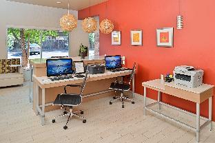 holiday inn express bernalillo by ihg