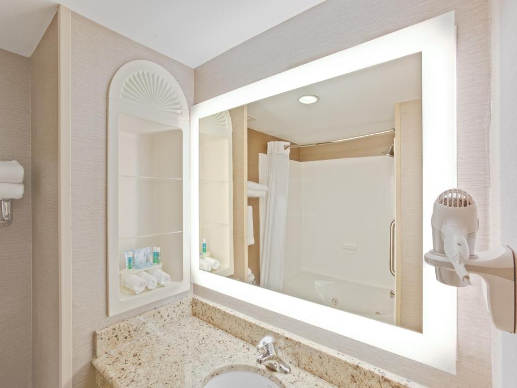 holiday inn express hotel and suites bethlehem by ihg
