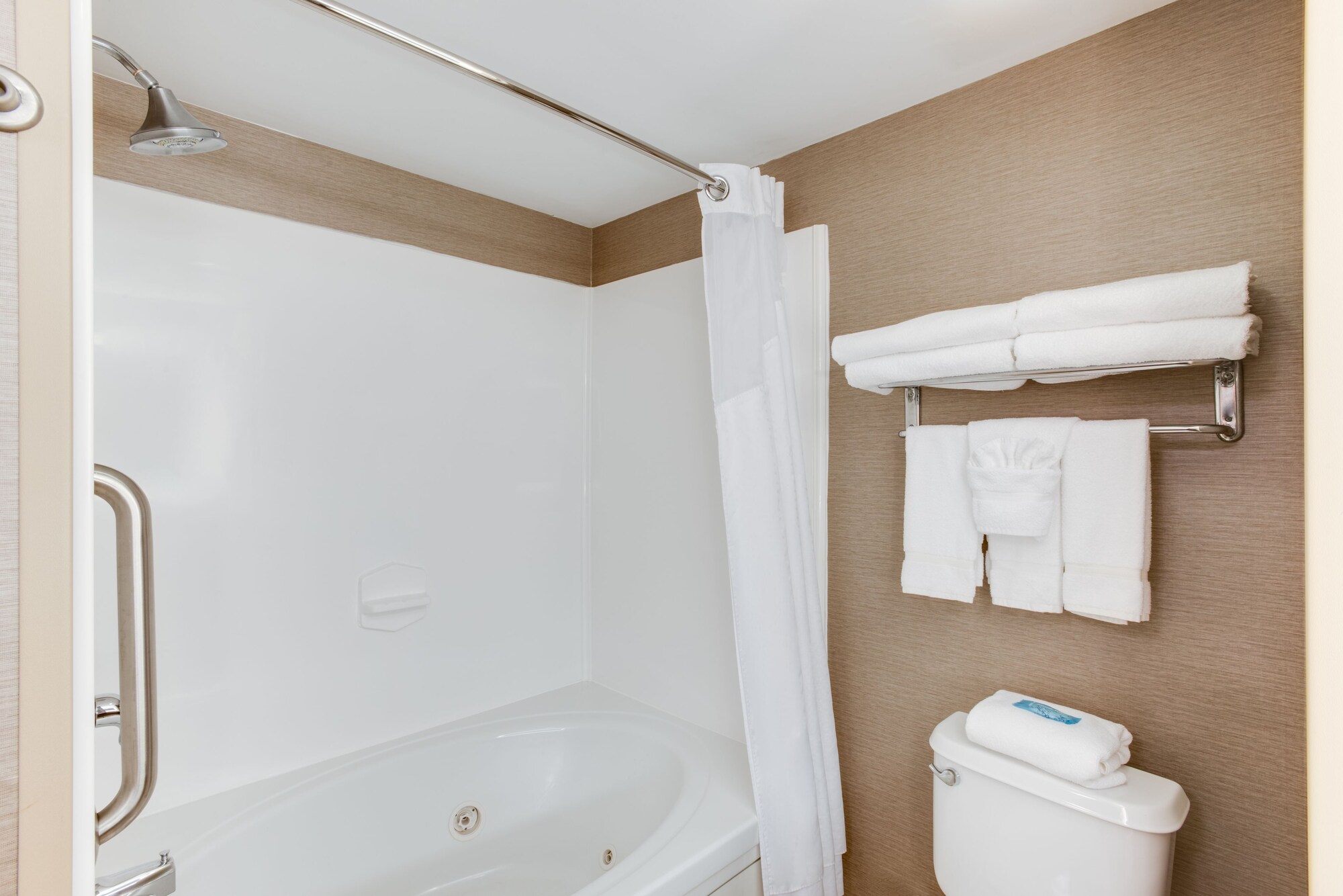 holiday inn express hotel and suites bethlehem by ihg