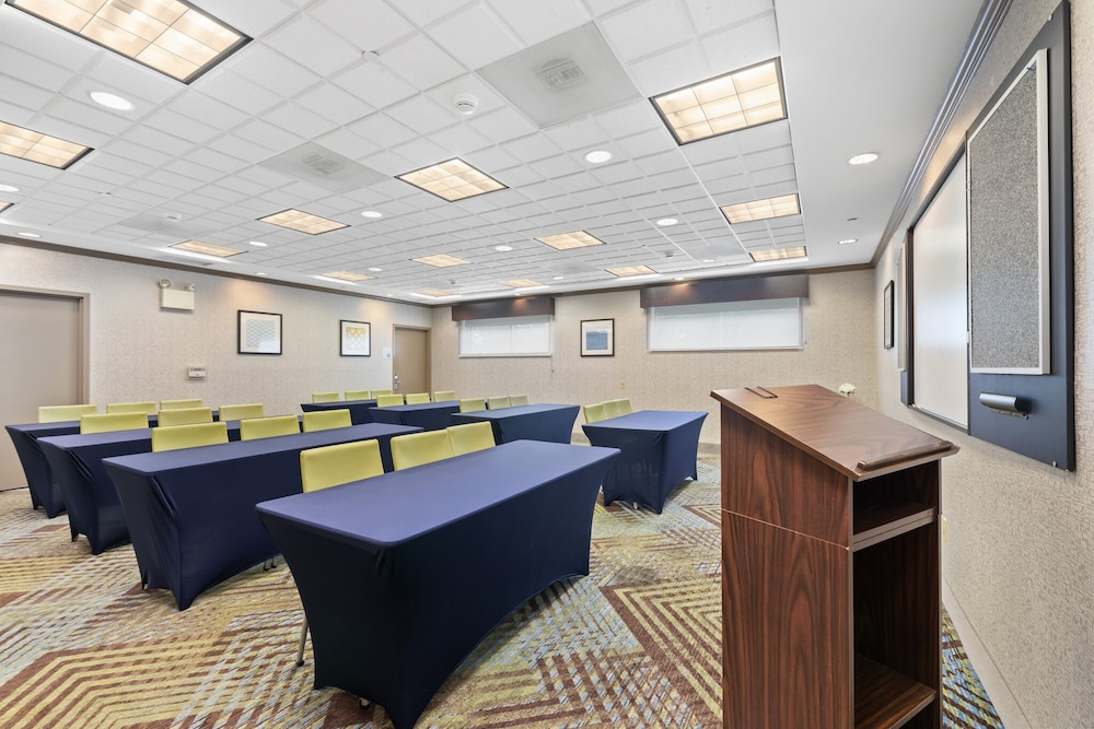 holiday inn express hotel and suites bethlehem by ihg
