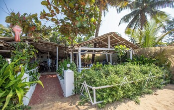 sunset cafe beach stay