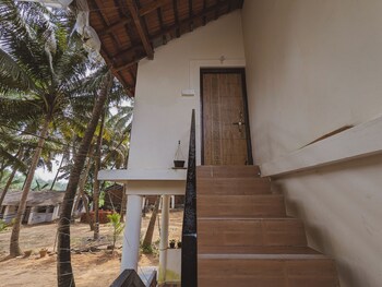 Sunset Cafe Beach Stay,Kumta>>Gokarna,3 star