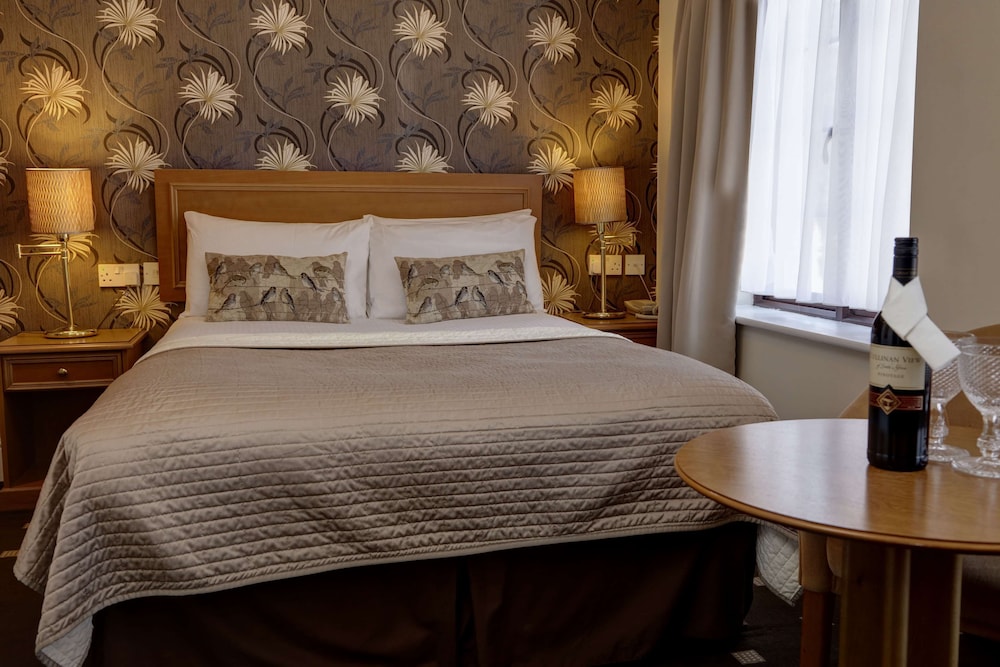 sure hotel by best western birmingham south