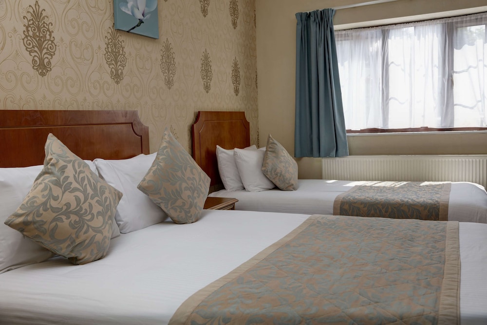 sure hotel by best western birmingham south