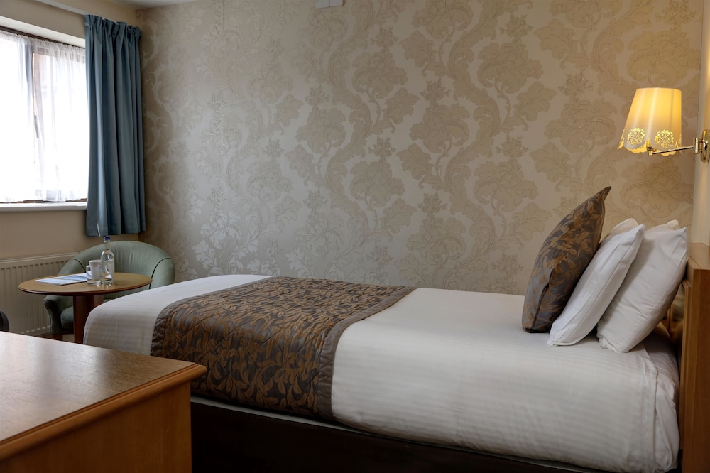 sure hotel by best western birmingham south