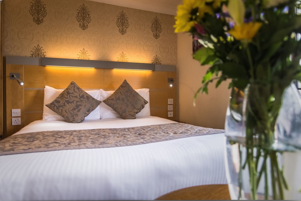 sure hotel by best western birmingham south