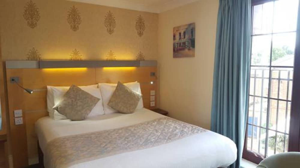 sure hotel by best western birmingham south