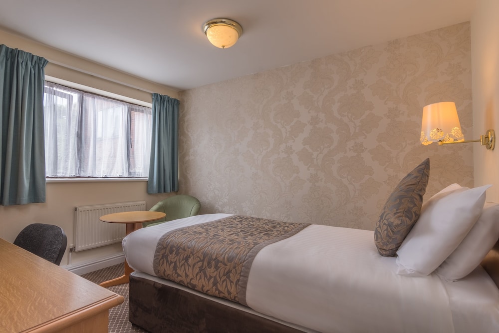 sure hotel by best western birmingham south
