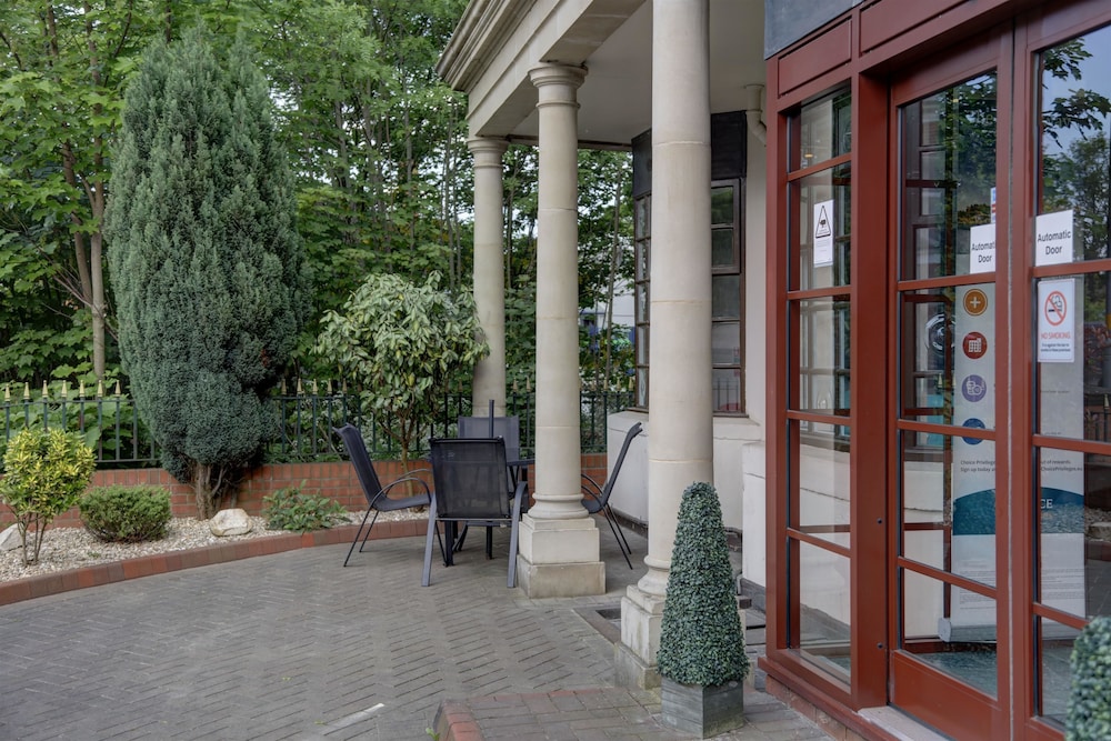sure hotel by best western birmingham south