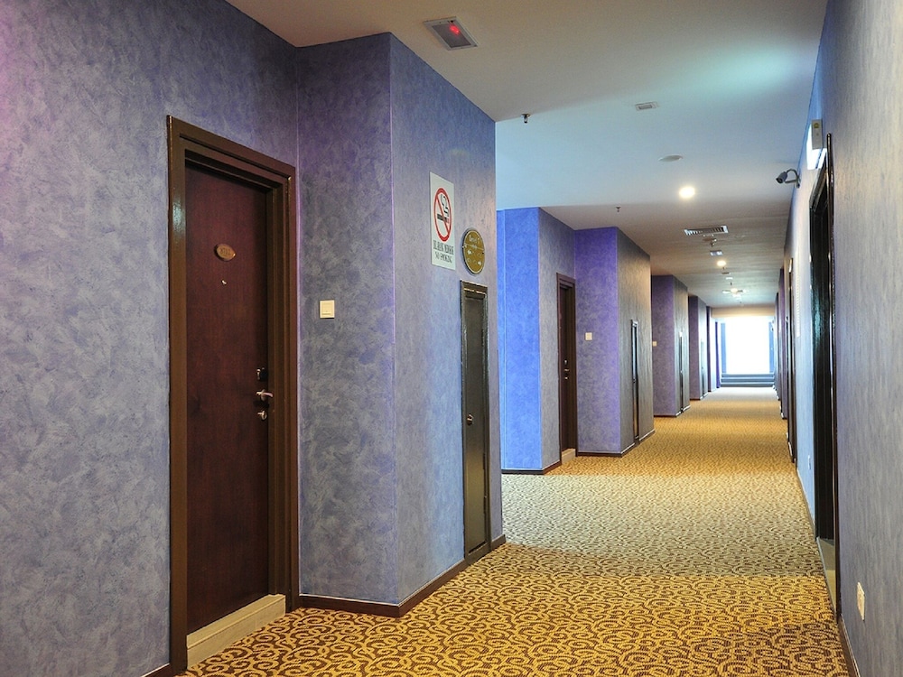 marvelux hotel