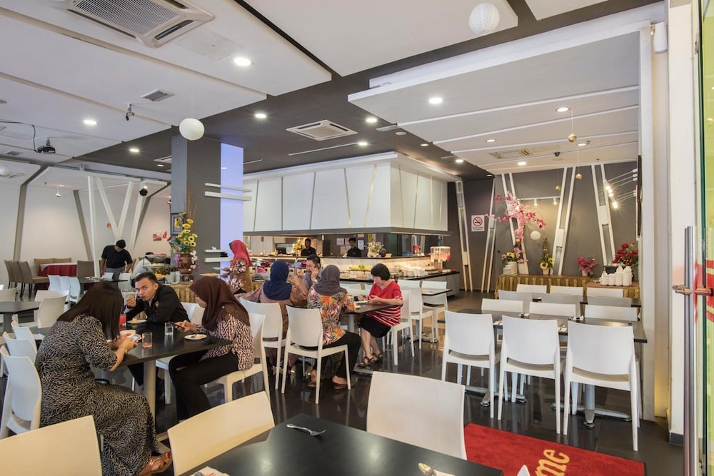 marvelux hotel