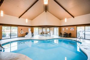 Surestay Plus Hotel By Best Western Black River Falls,Jackson>>Black River Falls,3 star