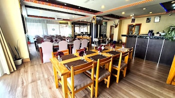hotel ugyen
