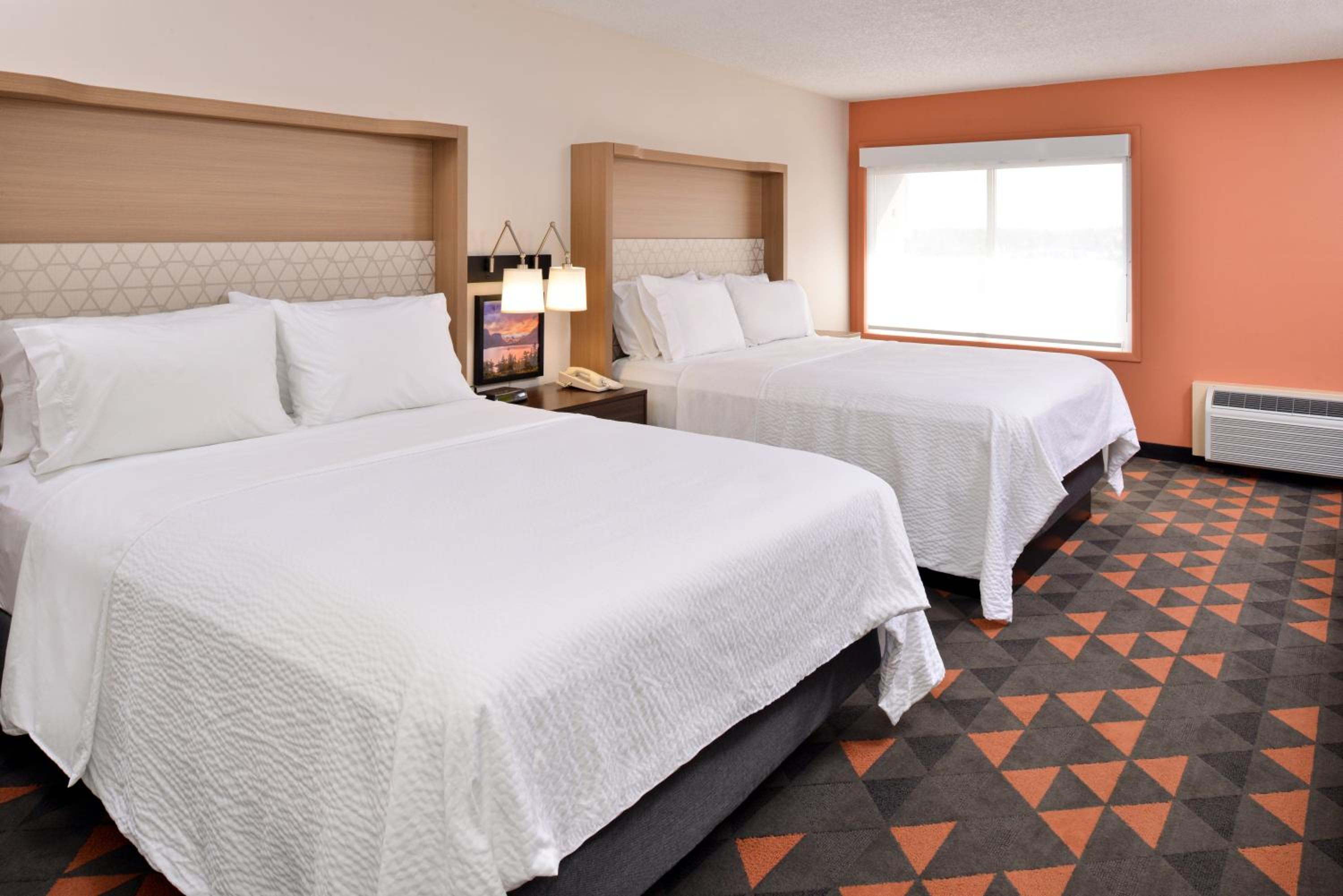 holiday inn great falls convention center by ihg