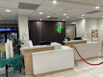 Holiday Inn Great Falls- Convention Center By Ihg,Near Holiday Village Mall,3 star