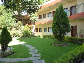 hotel la casona del llano