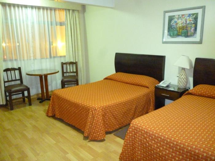 hotel la casona del llano