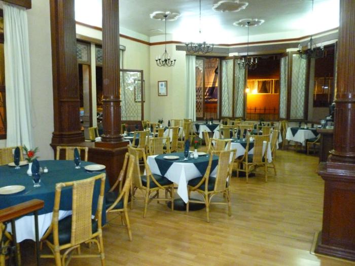 hotel la casona del llano