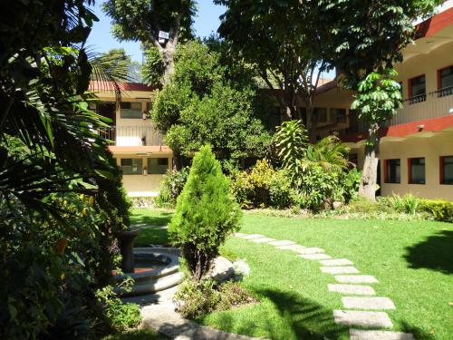hotel la casona del llano