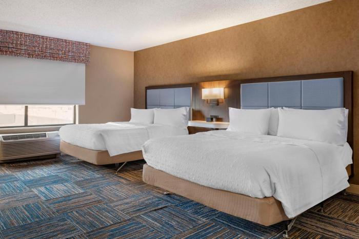 hampton inn greenfield