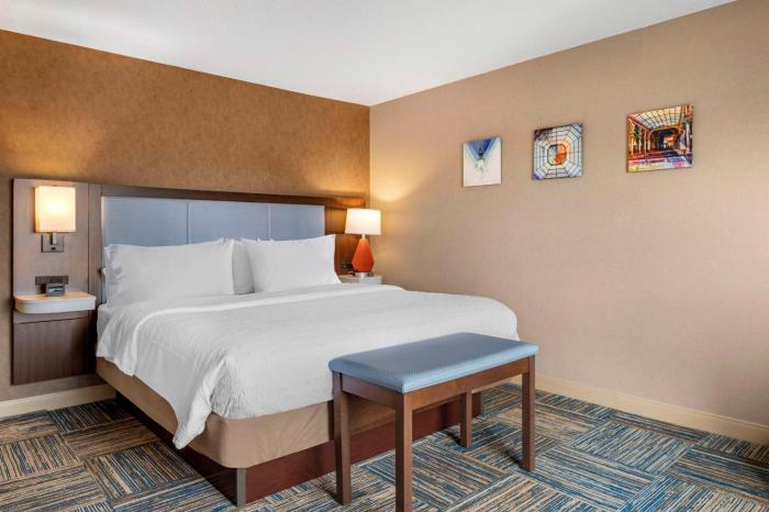 hampton inn greenfield