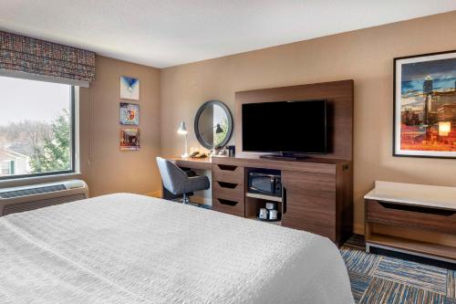 hampton inn greenfield
