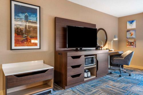 hampton inn greenfield