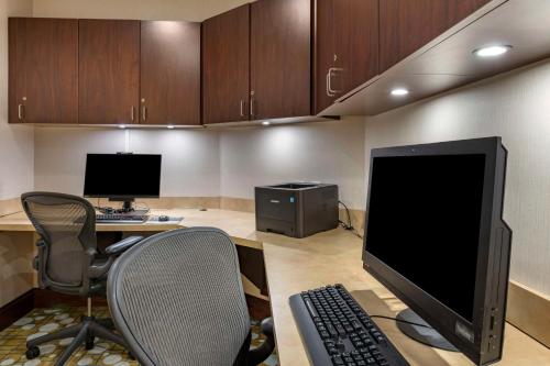 hampton inn greenfield
