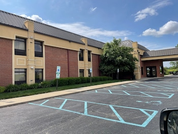 Baymont By Wyndham Greenfield,Indiana>>Greenfield,3 star
