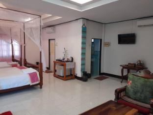 araya khongjiam riverside hotel