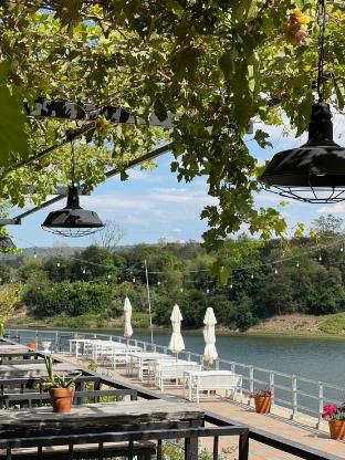 araya khongjiam riverside hotel