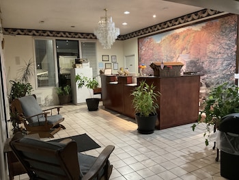 Covered Bridge Inn,120 High School Street,3 star