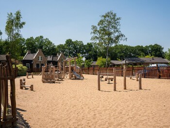 attractive bungalow with a covered terrace near the veluwe