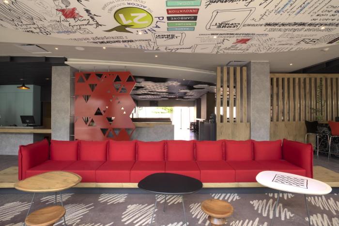 ibis guadalajara expo