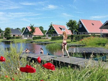 cozy furnished house with garden near nature reserve