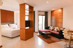 President Hotel,Mak Khaeng>>Ban Chan,4 star