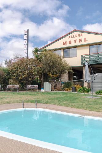 alluna motel