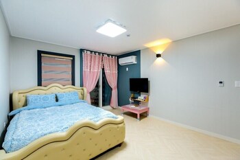 jeongwon beach pension