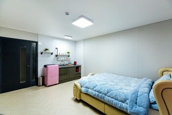 jeongwon beach pension