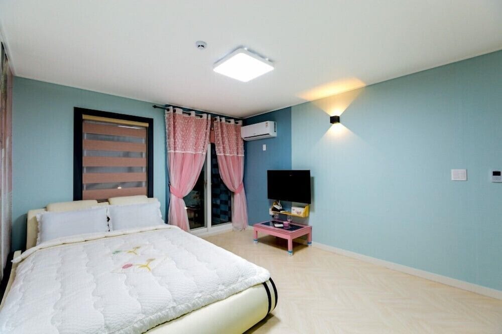 jeongwon beach pension