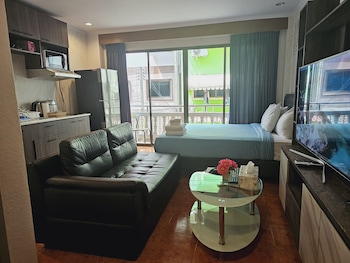 happy holiday resort and apartments patong beach