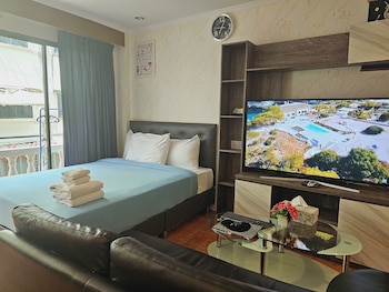 happy holiday resort and apartments patong beach
