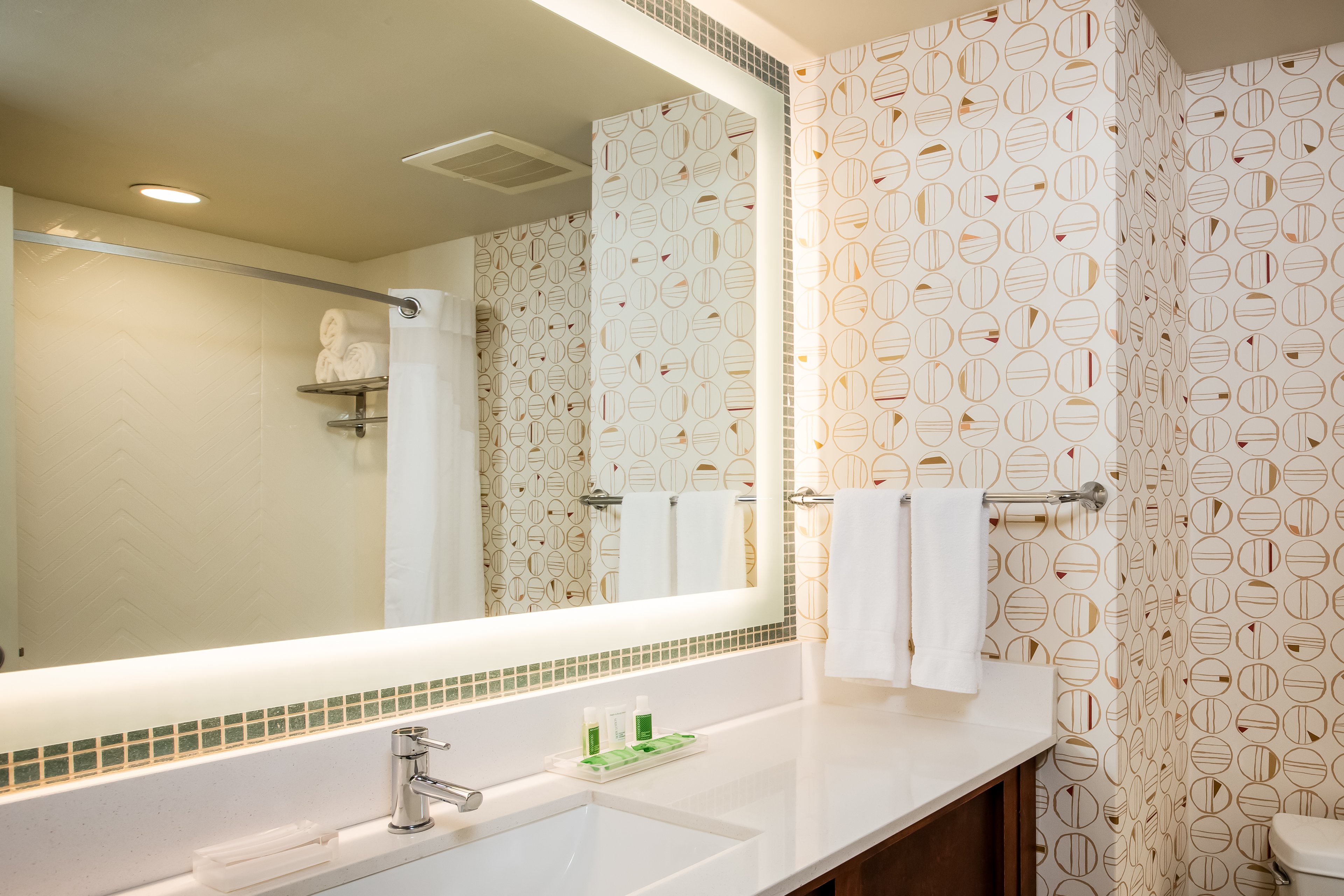 holiday inn gulfport airport by ihg