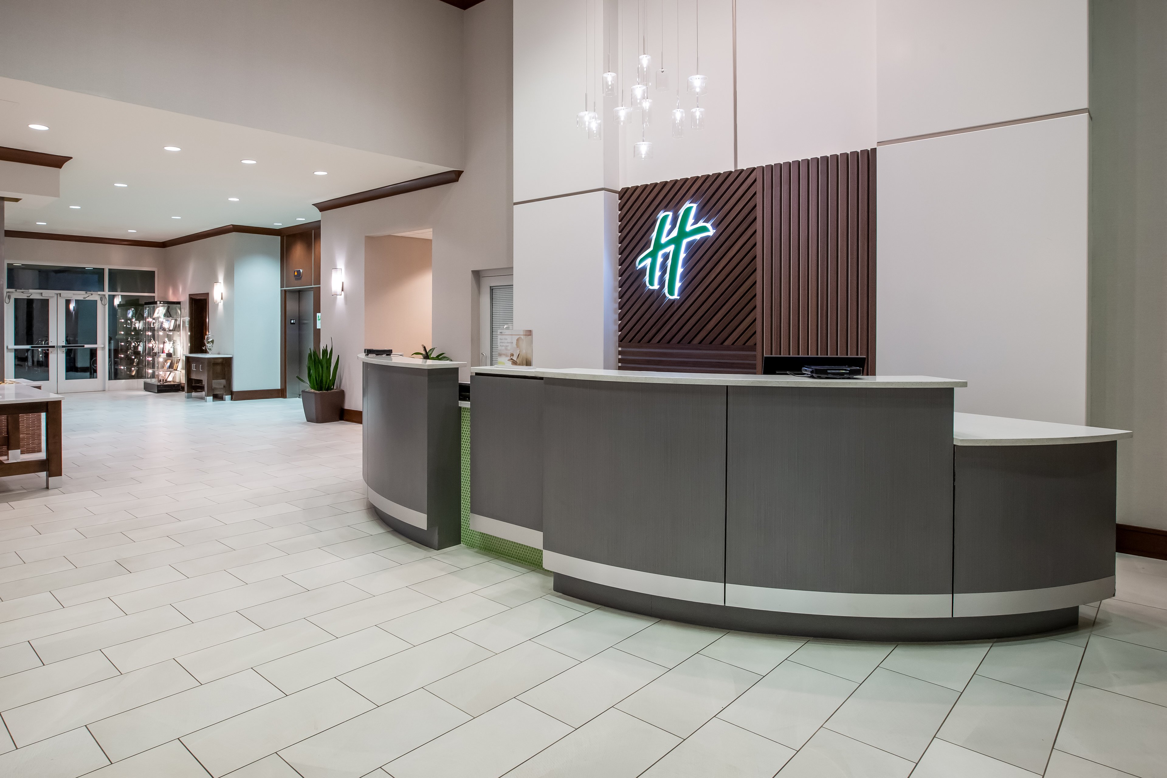 holiday inn gulfport airport by ihg