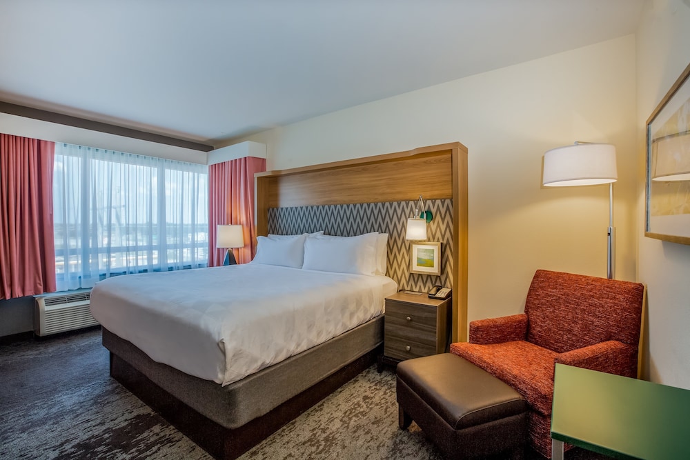 holiday inn gulfport airport by ihg