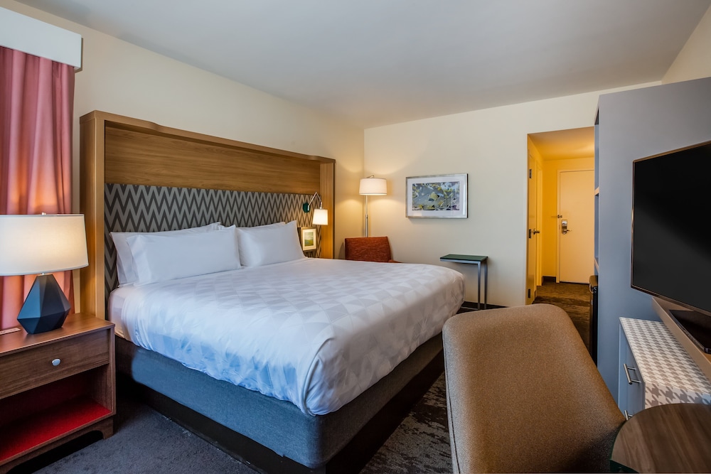 holiday inn gulfport airport by ihg