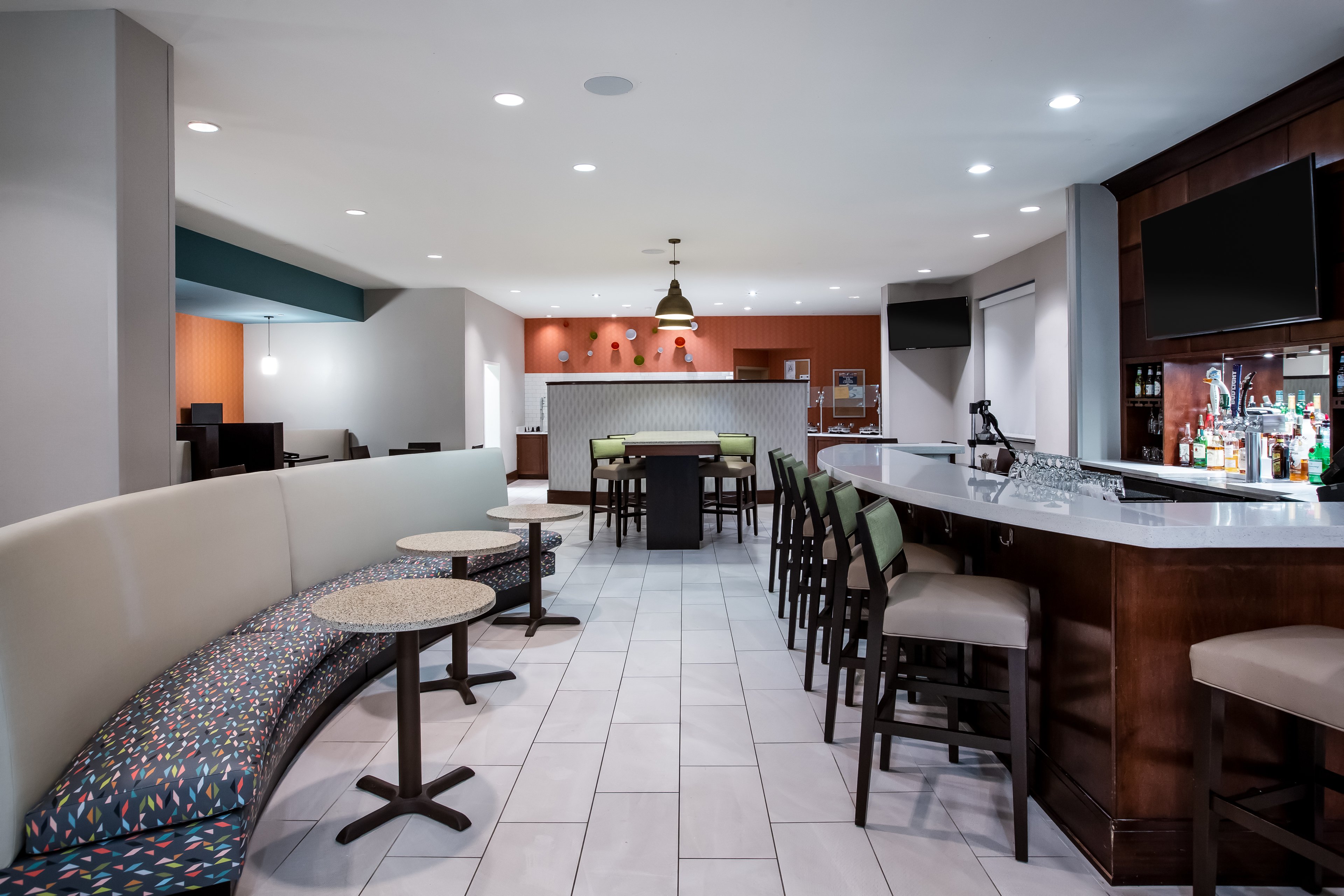 holiday inn gulfport airport by ihg