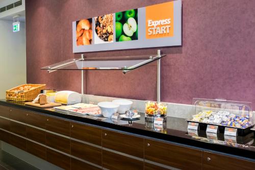 holiday inn express guetersloh by ihg