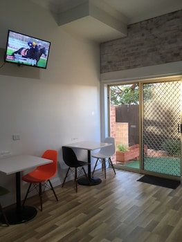 airport clayfield motel